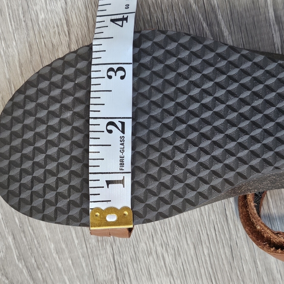 Teva sz 7.5 NWOT Women's Brown Leather Strappy Sandals - Picture 10 of 10